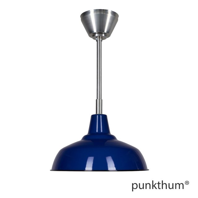 Dunkelblaue Fabriklampe, Emaillelampe mit Stahlrohr-Aufhängung und Baldachin.