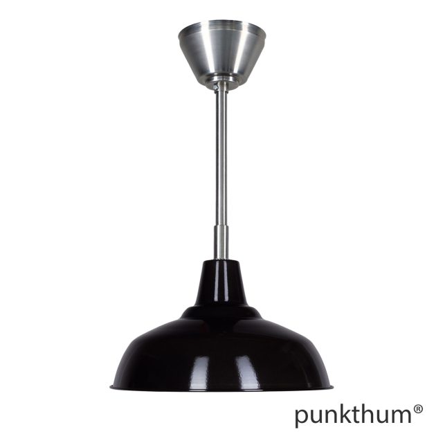 Schwarze Fabriklampe, Emaillelampe mit Stahlrohr-Aufhängung und Baldachin.
